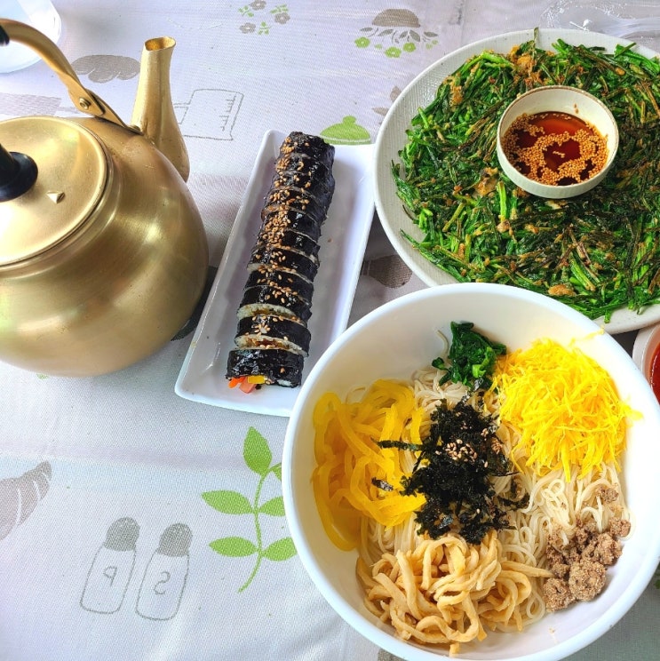 양산 황산공원맛집 물금기찻길 김밥과 국수 한 그릇