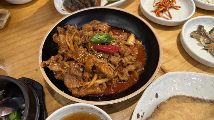  인천 터미널, 롯데백화점 인천 매화쌈밥, 제육볶음을 무한리필로 먹을 수 있는 곳