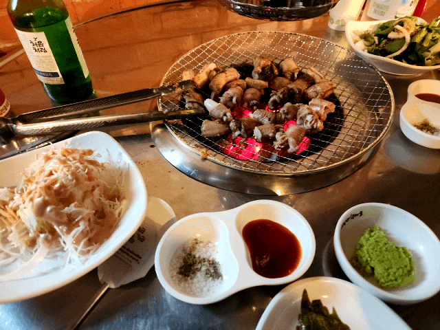 양주 민아꼼장어 : 오랜만에 별만점 국산 생꼼장어숯불구이