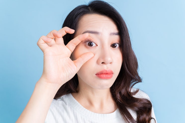  눈따가움과 눈시림증상을 위한 아이오랩스 블루라이트 차단 티비 보호기