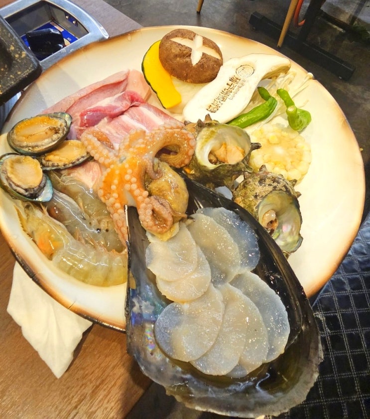  [흑돼지 해물 삼합] 제주 서귀포맛집, 서귀포 이중섭거리맛집, 흑돼지랑 해물을 함께 삼합으로!