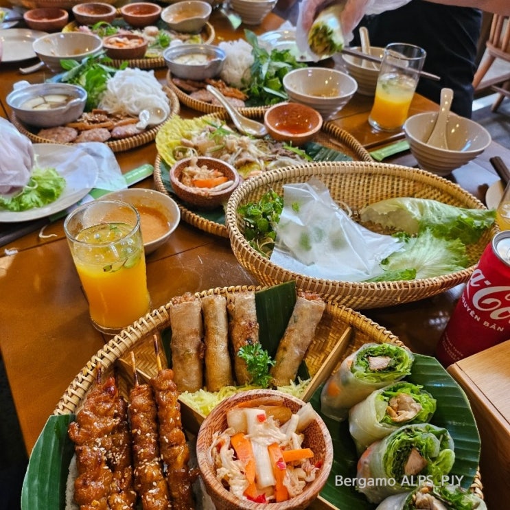 다낭 맛집 벱꾸온 베트남 로컬 음식 반쎄오 분짜 맛집