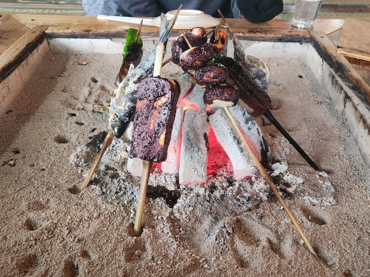  구마모토 아소 전통맛집 숯불 꼬치구이 다카모리 덴가쿠 호존카이