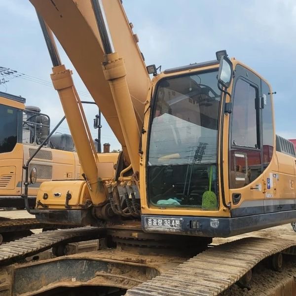 현대 R380LC 2013년식 4700만원 판매합니다. 현대 R380LC 2013년식 4700만원 판매합니다.
