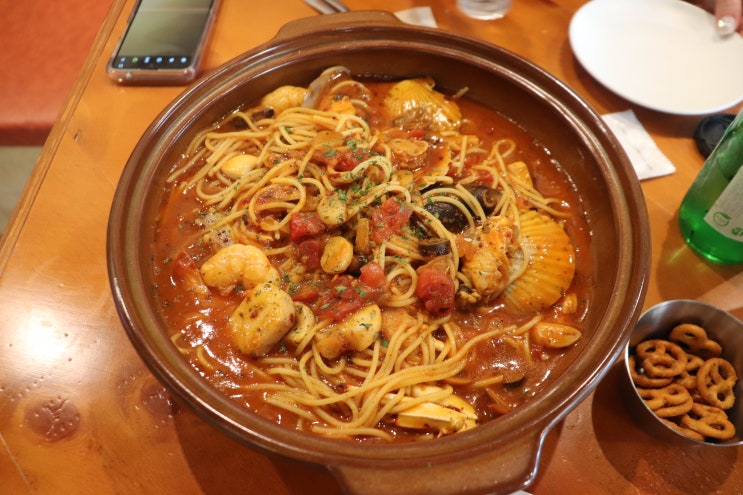  수지 성복동 술집 매콤 해물뚝배기 너무 맛난 글루와