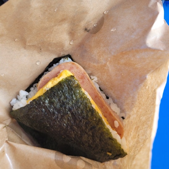  오키나와 포크타마고 오니기리 스팸김밥 무난한 한끼 간식