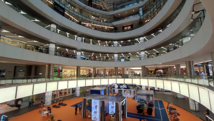 [쿠알라룸푸르] 말레이시아 최대 규모 '원우타마 쇼핑몰' 1UTAMA
