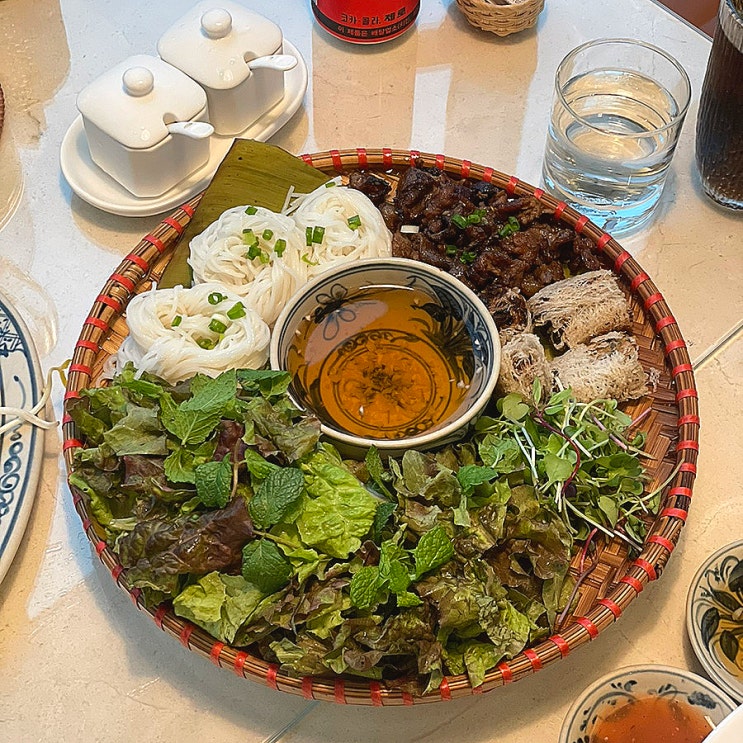  귀산 맛집 N번째 방문 분짜 후기 : 코카로카
