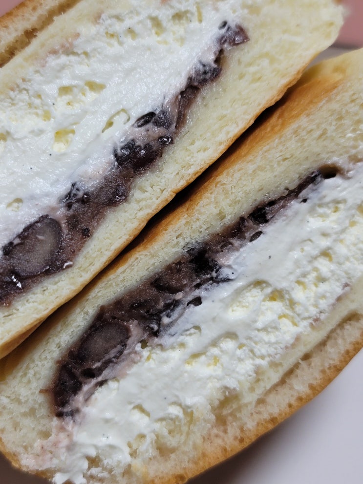 파리바게트 단팥 생크림빵 연세우유생크림빵과 비교