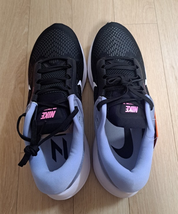 남자친구 선물로 좋은 운동화 나이키 에어줌 스트럭처 24 NIKE DA8535-008 내 돈 내산 후기 남자친구 선물로 좋은 운동화 나이키 에어줌 스트럭처 24 NIKE DA8535-008 내 돈 내산 후기