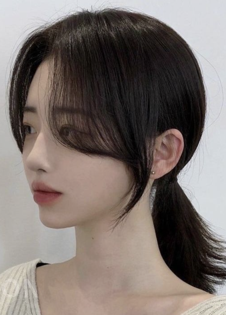  긴머리, 옆머리 사이드뱅: 그 미묘한 매력에 흠뻑 빠져보자