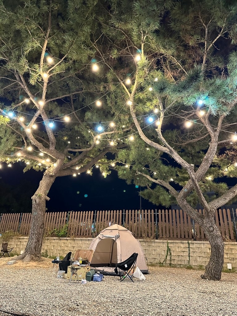 [인천] 을왕리 왕산해수욕장 쏠트 캠핑장 / 밤에도 환한 해루질 서울근교캠핑장
