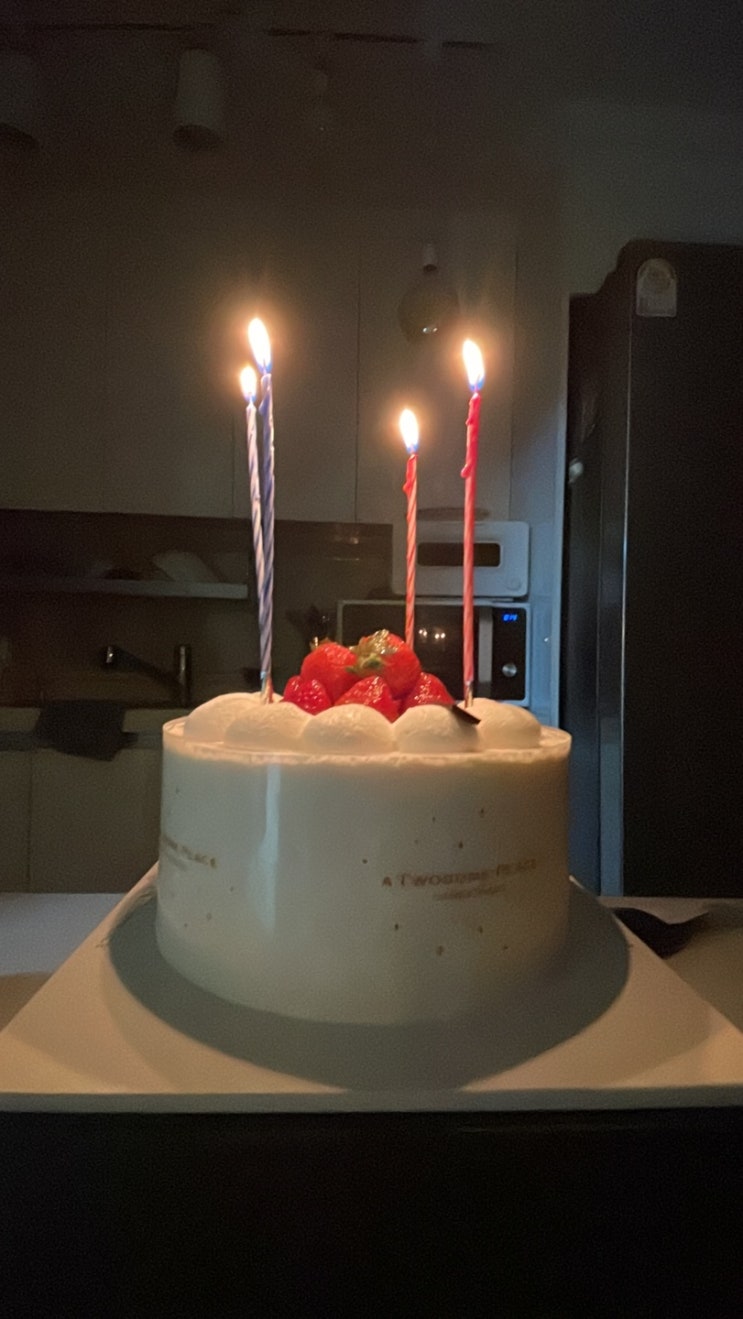  투썸플레이스 생크림케이크 마이투썸케이크~! 추천~!
