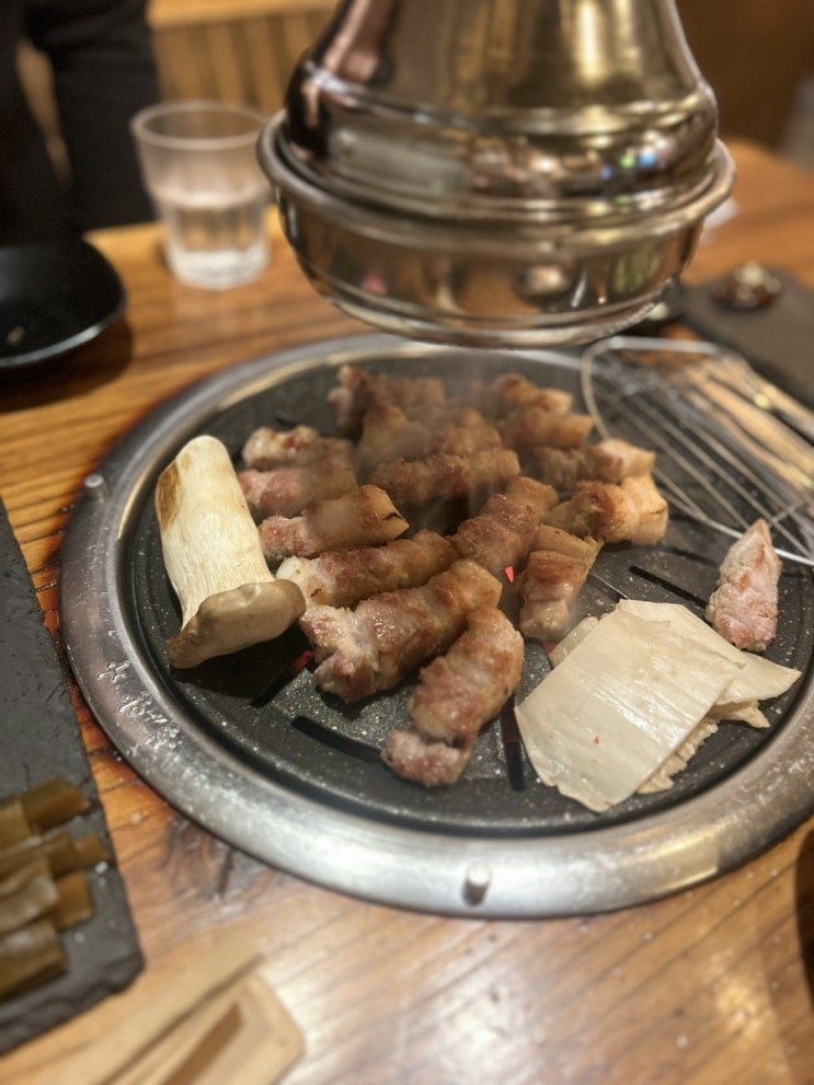 부산 경성대 고기집 맛집 '바른 돼지'