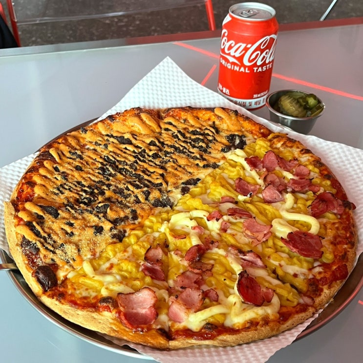  대형스크린이 있는 홍대 피자 맛집 추천, 에이셉피자
