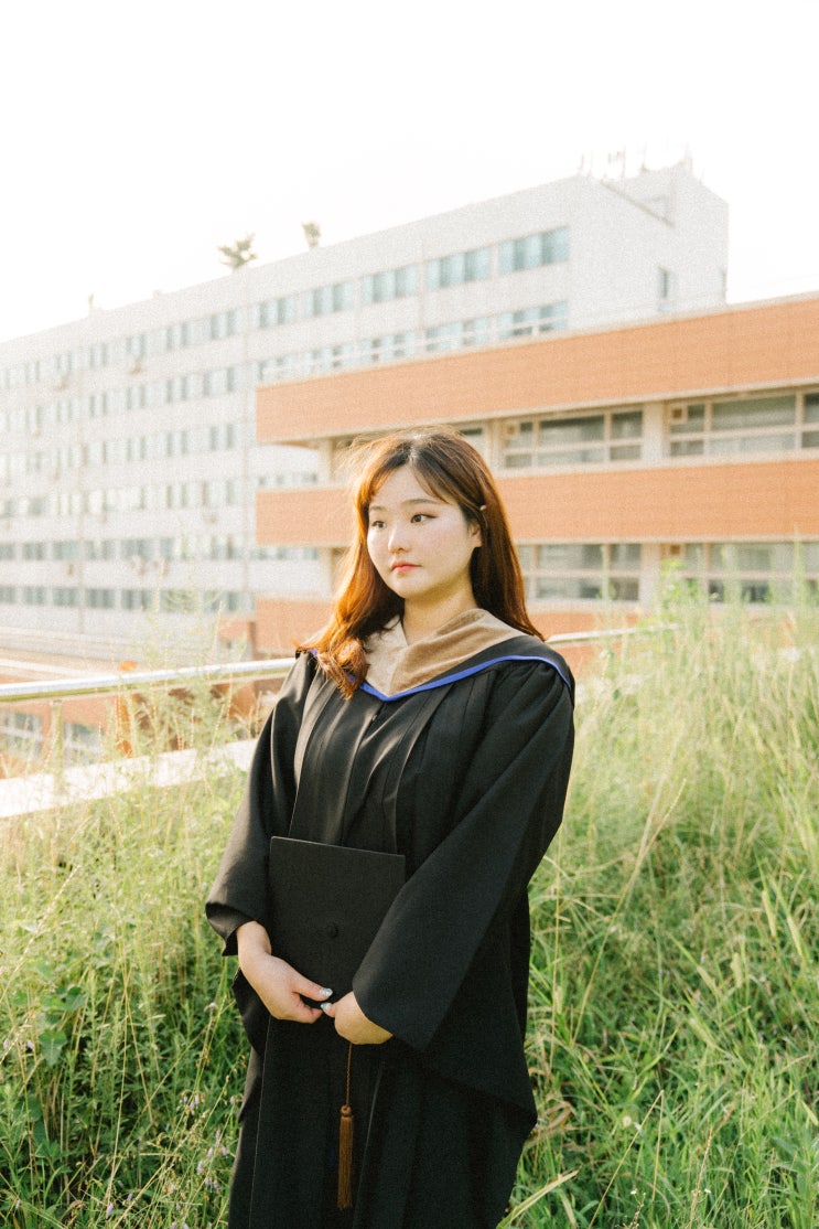  서울 졸업스냅 자연스럽게 잘찍는곳 추천, 대학교 졸업사진은 고래의사진에서!