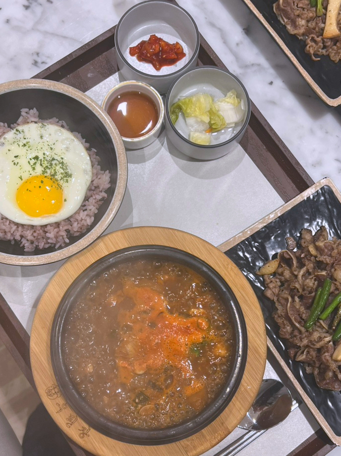  롯데백화점중동점 맛집 우된장 우삼겹 나오는 부천 된장찌개