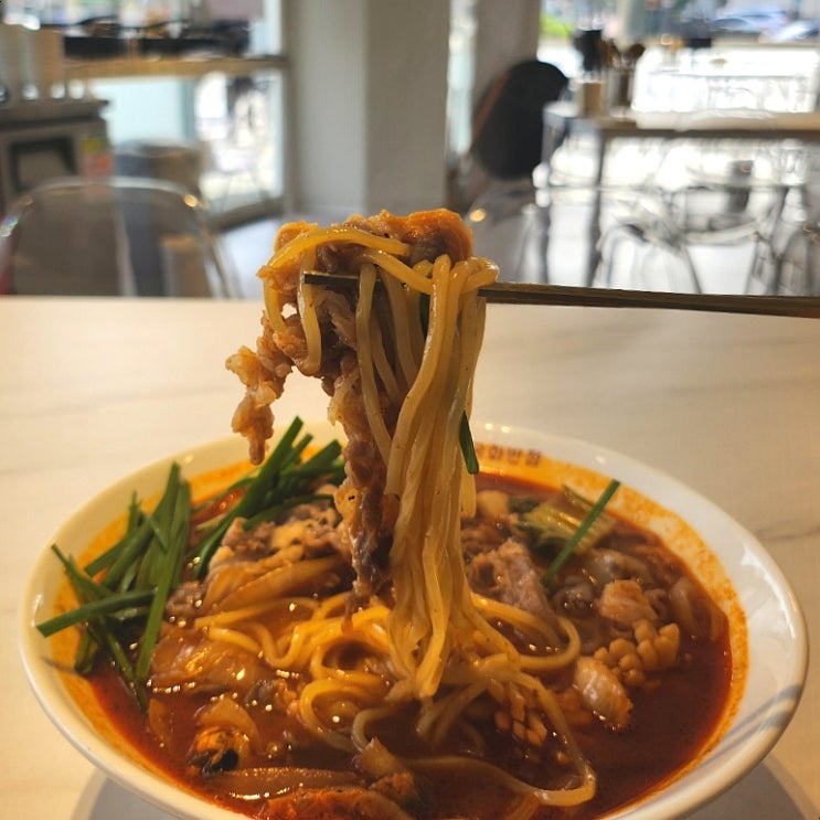  서울대입구 혼밥 맛집 무궁화반점 24시간 영업하는 짬뽕집