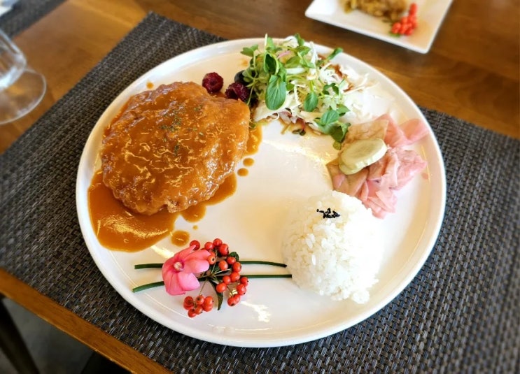  거창 이수미팜베리 농가 레스토랑&카페&펜션