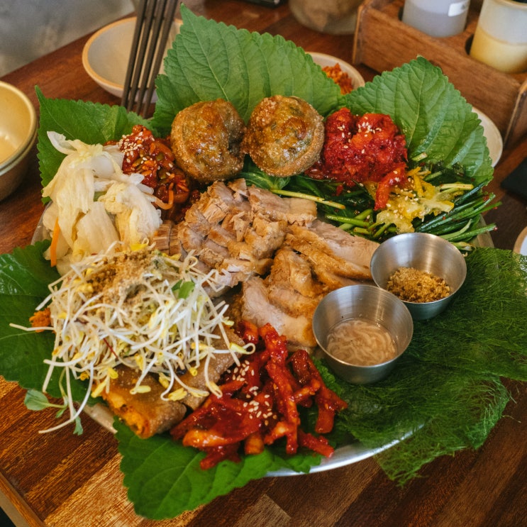  종로3가 익선동 맛집 잘빠진 메밀 낮술 먹기 딱 좋아