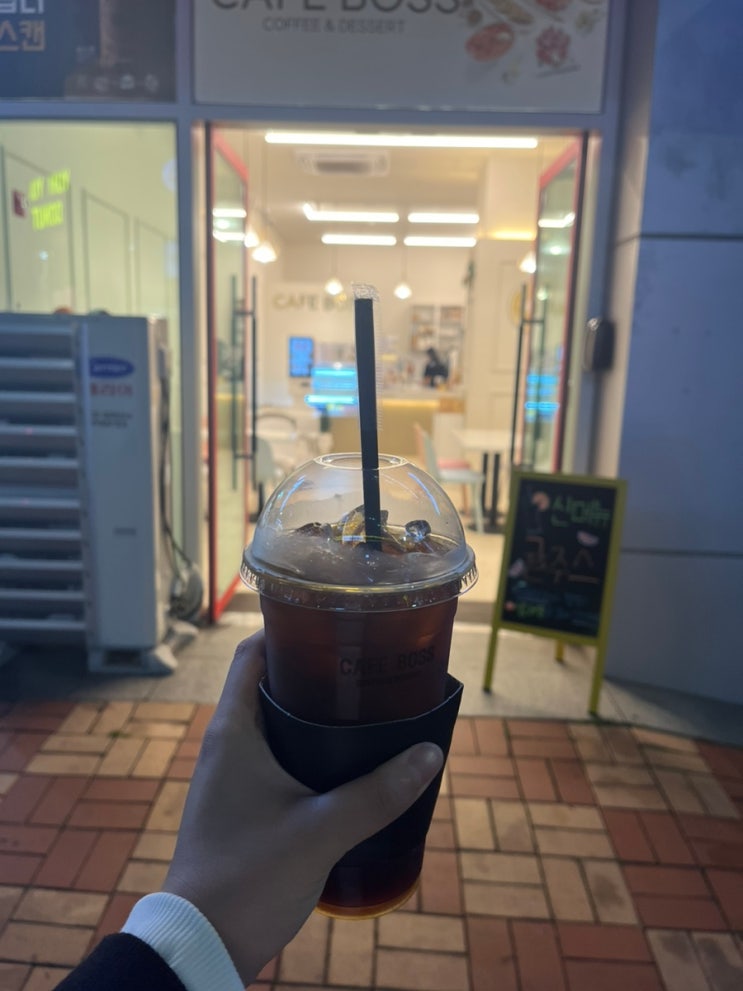  다양한 음료와 디저트까지 함께 먹을 수 있는 “카페보스 원주무실점"