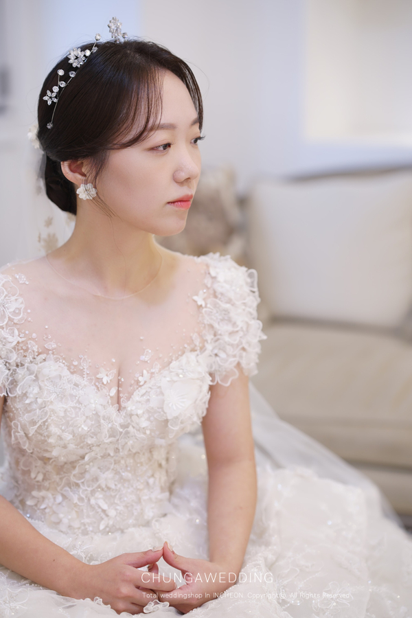  청아웨딩에서 먼저 결혼한 동생 따라 선택한 곳인데 넘 잘했다는 생각이 들어요