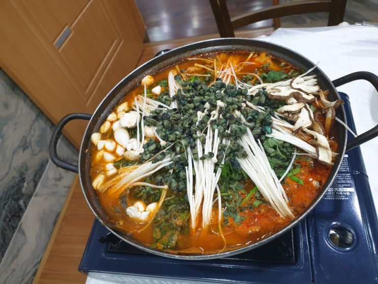 경북 문경 영신맛집 자연산매운탕 '잡고기매운탕' 솔직후기 경북 문경 영신맛집 자연산매운탕 '잡고기매운탕' 솔직후기