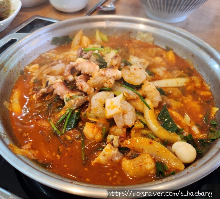  부산 사상구맛집 낙곱새가 유명한 낙지명가아낙촌 본점
