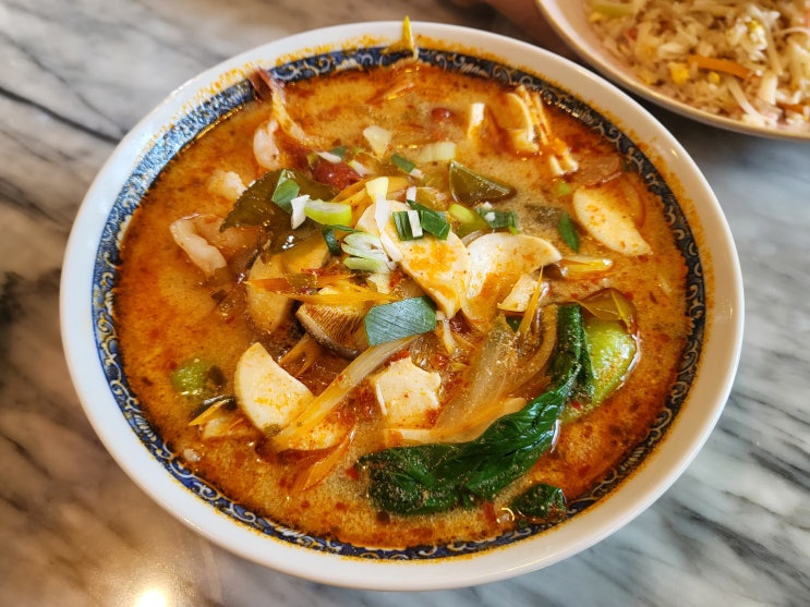  #꿍탈레, 강남 가로수길 태국음식점/똠양쌀국수 맛집 :-)