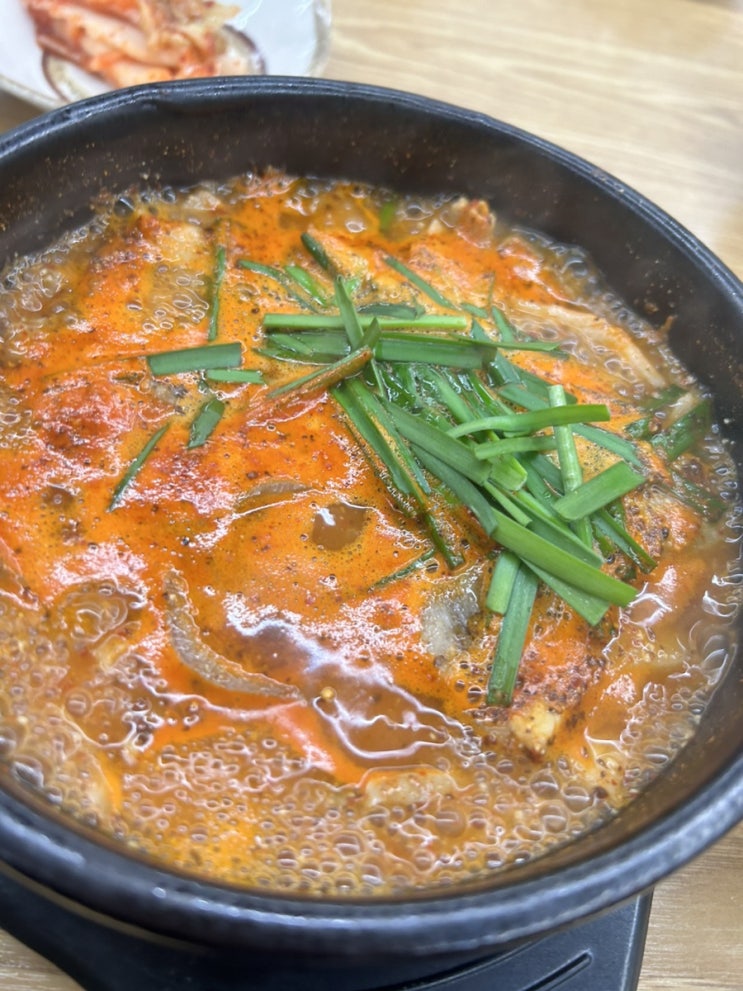  역곡 혼밥 순대국 | 병천 토속 순대국 | 고기가 가득한 혼밥