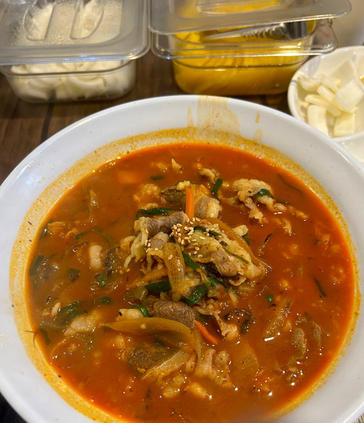  범계 저녁 혼밥추천 차돌짬뽕 중식 맛집 [ 신교동짬뽕 ]