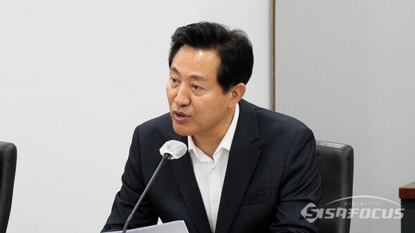 <b>오세훈</b> “<b>이태원 분향소</b> 철거, 마냥 못 있어…홍범도 평가?... 