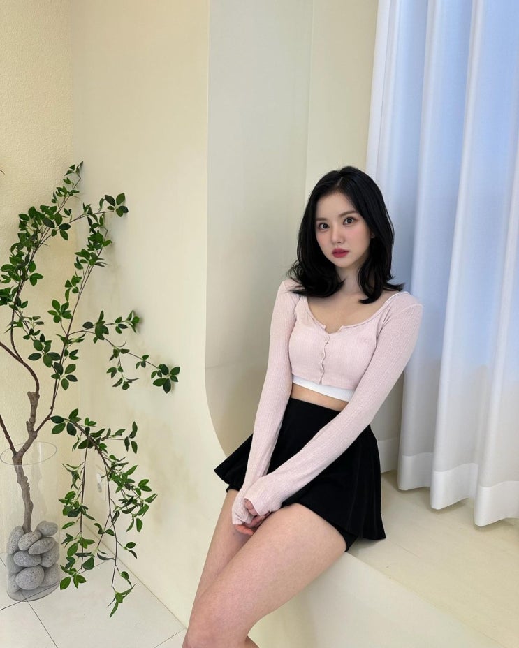 "이마를 공개합니다" 비비지 은하, 앞머리 있으나 없으나 인형 미모 (+대학로 축제) "이마를 공개합니다" 비비지 은하, 앞머리 있으나 없으나 인형 미모 (+대학로 축제)