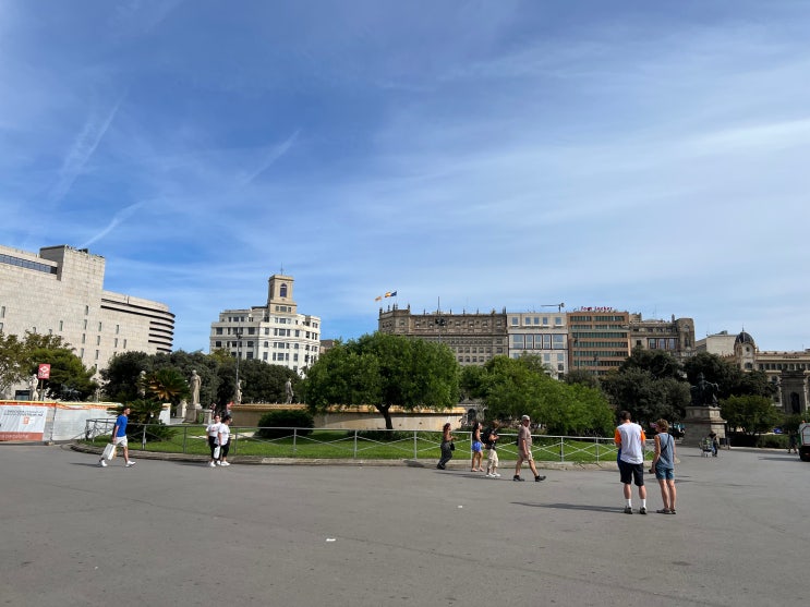 [유럽 여행] Day 2. ② 스페인 바르셀로나 | 카탈루냐 광장, 바르셀로나 대성당, 센트온세, 바르사 스토어