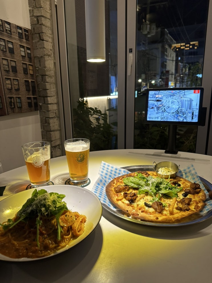  신촌 수제맥주 에일크루브루잉 피맥 데이트
