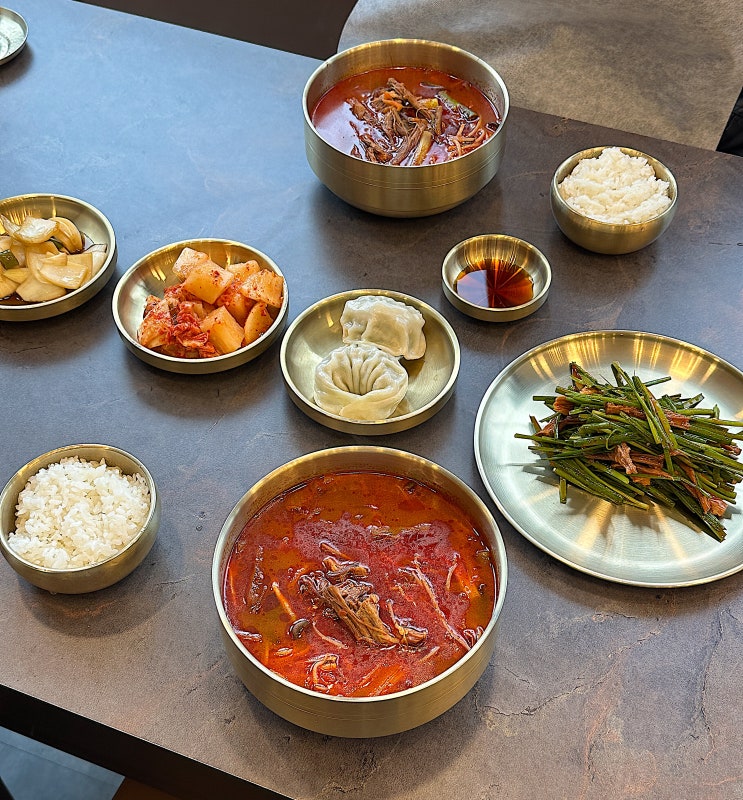  방이 먹자골목 한성백제역 육개장 맛집 육참 다녀온 후기, 직장인 점심 해장 반주