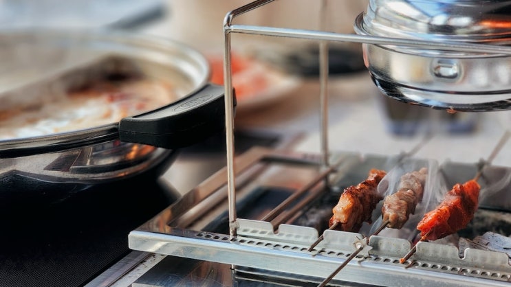  무한리필 추천_ 미미램 양꼬치 마포점 (ft.  홍대 맛집, 연남동 맛집 흑후추 양꼬치 닭염통꼬치)