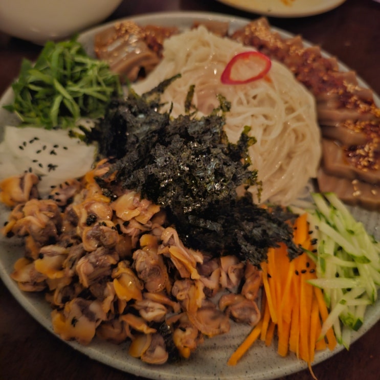  [서울 마포구] 조개술찜, 삼겹두부김치, 나물비빔밥, 꼬막도토리묵무침이 맛있는 새벽 2시까지 하는 2차 맛집 "상수주택"