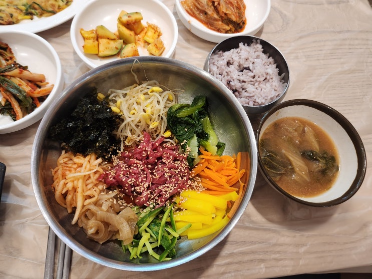  전주 한옥마을맛집 [대도회관] 육회비빔밥 + 갈비탕 + 정갈한 반찬까지 완전 맛있어요!!