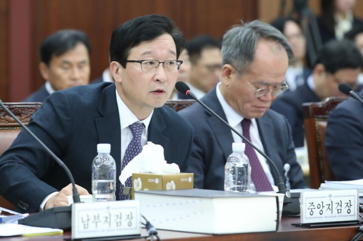 서울중앙지검장, <b>이재명 검찰수사</b> 관련해 “모두 구속 사안”...... 