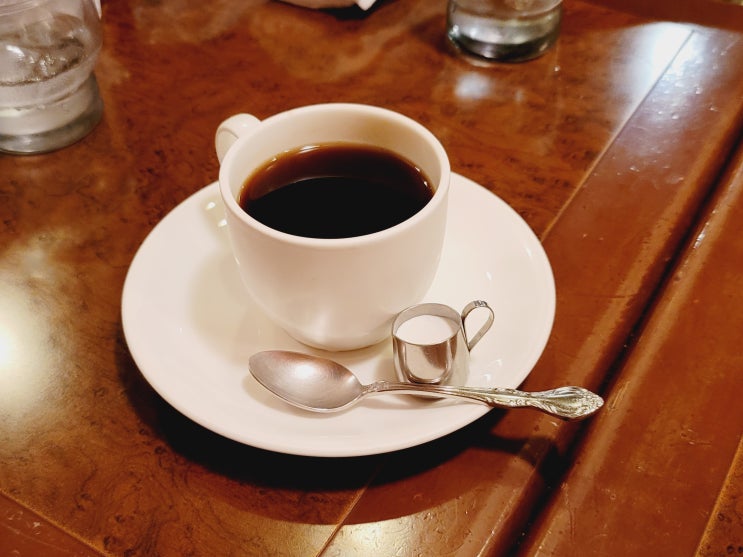 교토여행 기온시조역 카페 커피숍 마루야마 Coffee Shop Maruyama
