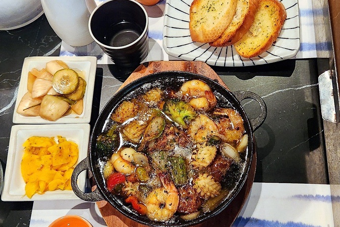  [역삼 맛집] 편백나무 찜을 프라이빗 한 공간에서! '츄라우미 역삼점'