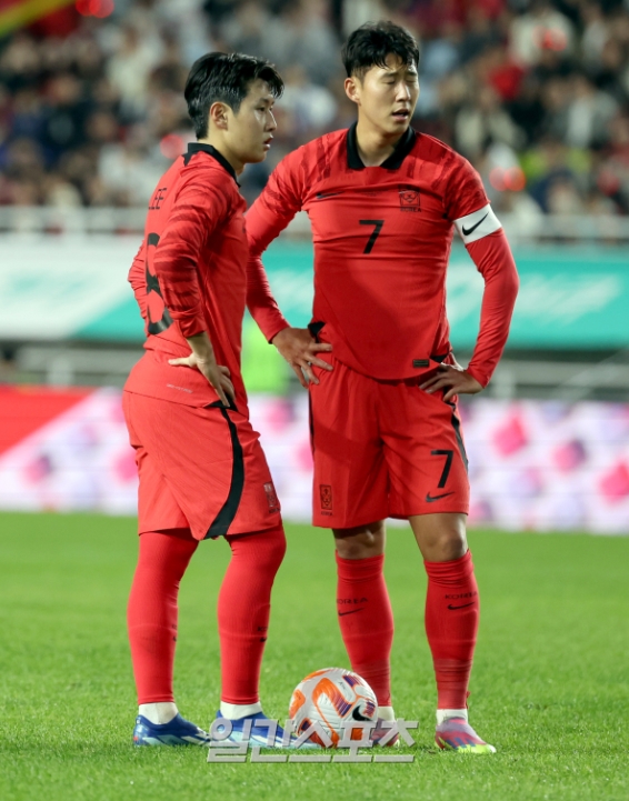 <b>손흥민</b>·이강인 ‘설레는 투샷’ 화제…<b>세트피스</b> '최고의 무기... 