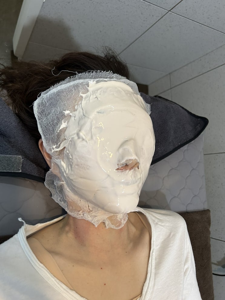  환절기 피부관리는 신정동 피부관리 아라뷰티