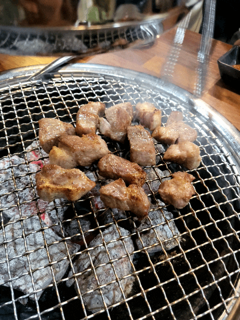 부드러운 고기가 맛있는 육달 둔포점 둔포고기집