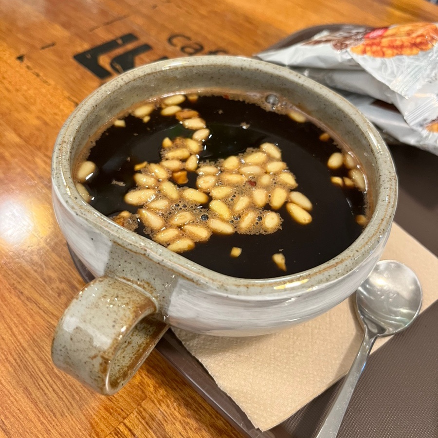 카페루앤비 울산화정점 사진 6