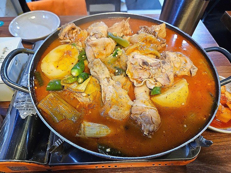 [가시 Food실록] 서울 시청역, 북창동 맛집 닭볶음탕 메뉴 하나로 평정한 풍년닭도리탕 본점