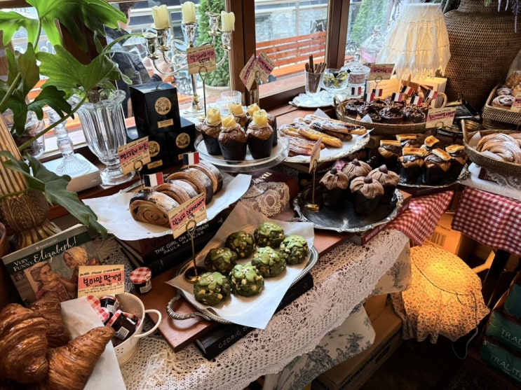 라테라스드파리(La Terrasse de paris) / 일산 카페 / 프랑스풍 카페 / 웨스턴돔 카페 / 고양시 카페 / 빵 맛집 / 분위기 맛집 / 데이트 / 내돈내산