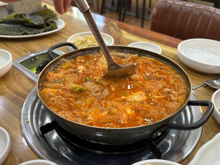 마산 중리 맛집! 쌈싸먹는 김치찌개(한일식당) 방문