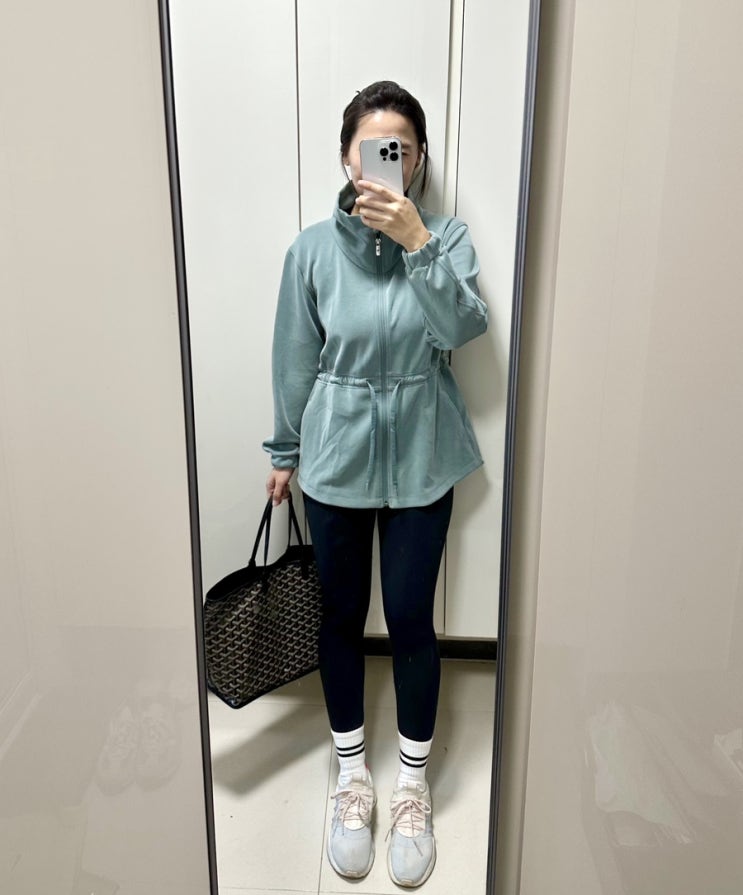 [lululemon] 레깅스 커버 멋스러운 오버핏~ 룰루레몬 여성 신치 웨이스트 자켓 사이즈팁 착용감